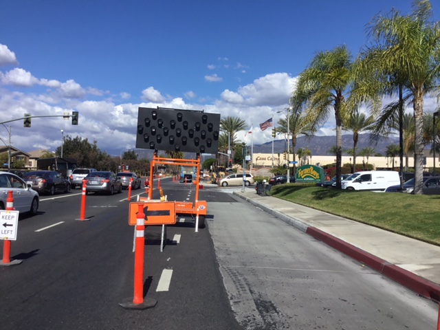 closed lane of traffic
